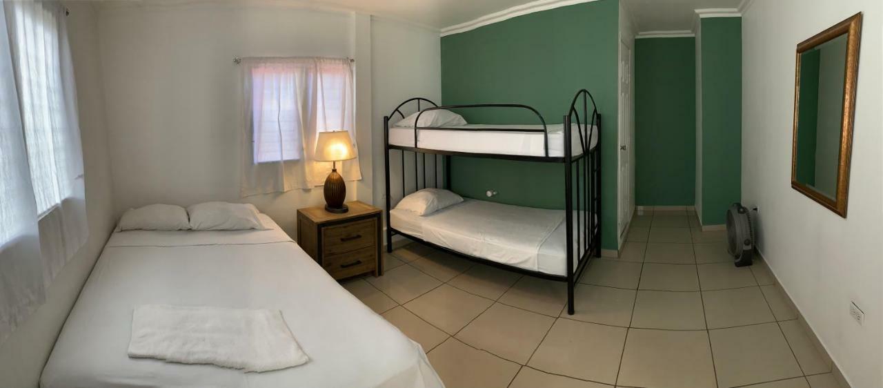 Palmira Hostel เตกูซิกัลปา ภายนอก รูปภาพ
